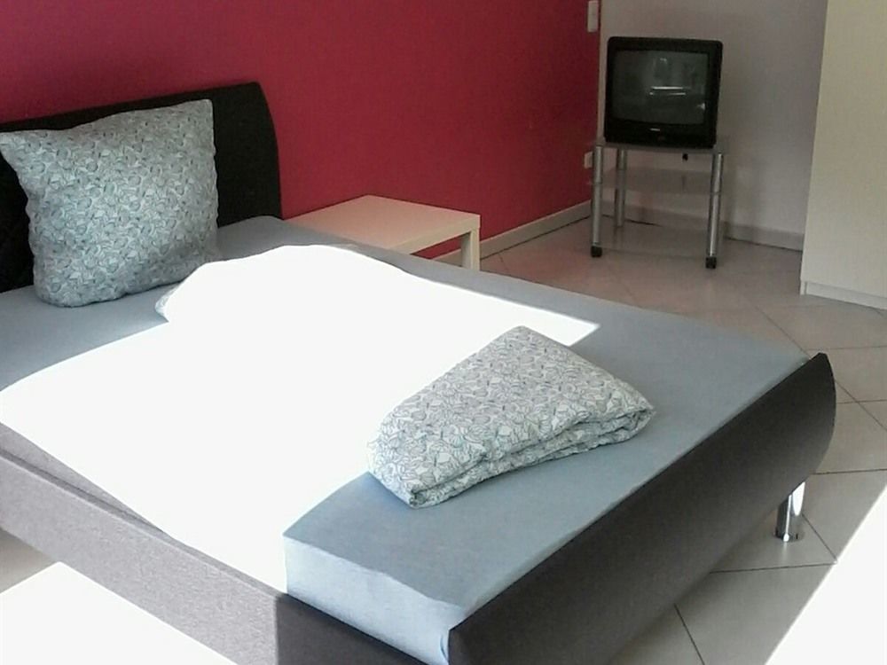 Ferienwohnung Kierpacz Monchengladbach Ngoại thất bức ảnh